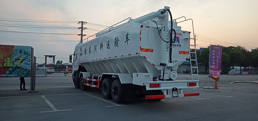 �|�L(f��ng)����ǰ�ĺ��40��ɢ�b����\(y��n)ݔ܇